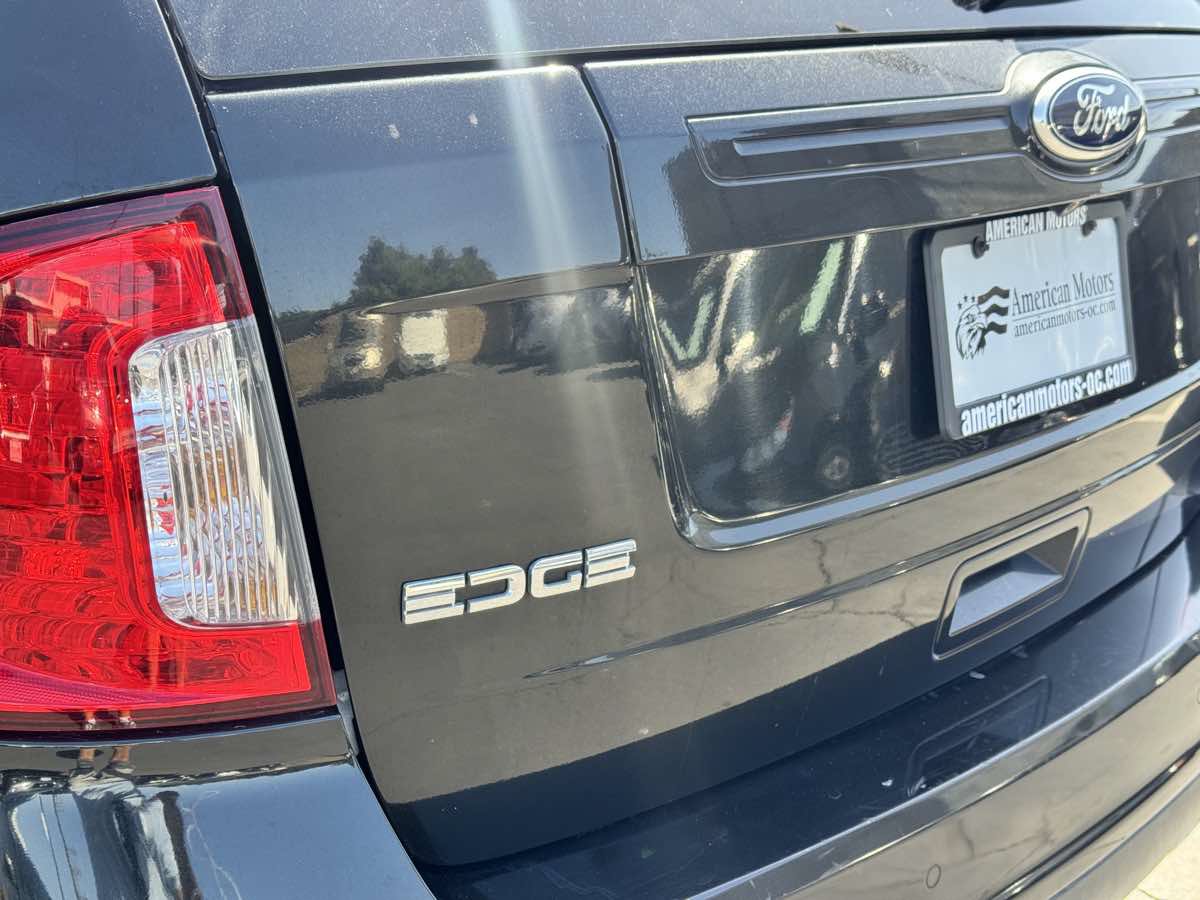 Used 2013 Ford Edge SEL FWD image 17