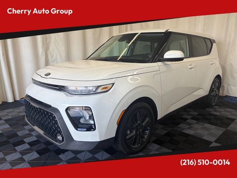Used 2021 Kia Soul EX image 1