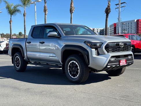 New 2026 Toyota Tacoma TRD Off-Road image 4