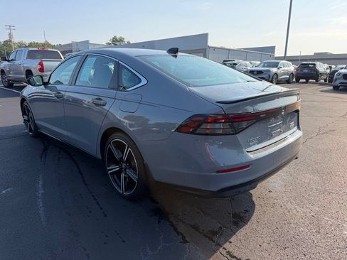 Used 2024 Honda Accord Sport image 9