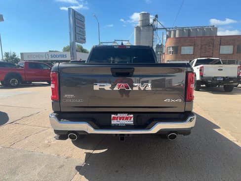 Used 2025 RAM 1500 Big Horn AWD/4WD image 7
