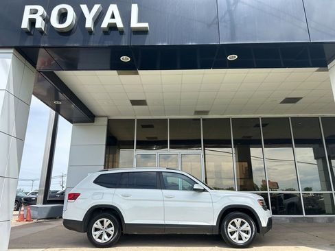 Used 2018 Volkswagen Atlas SE image 1
