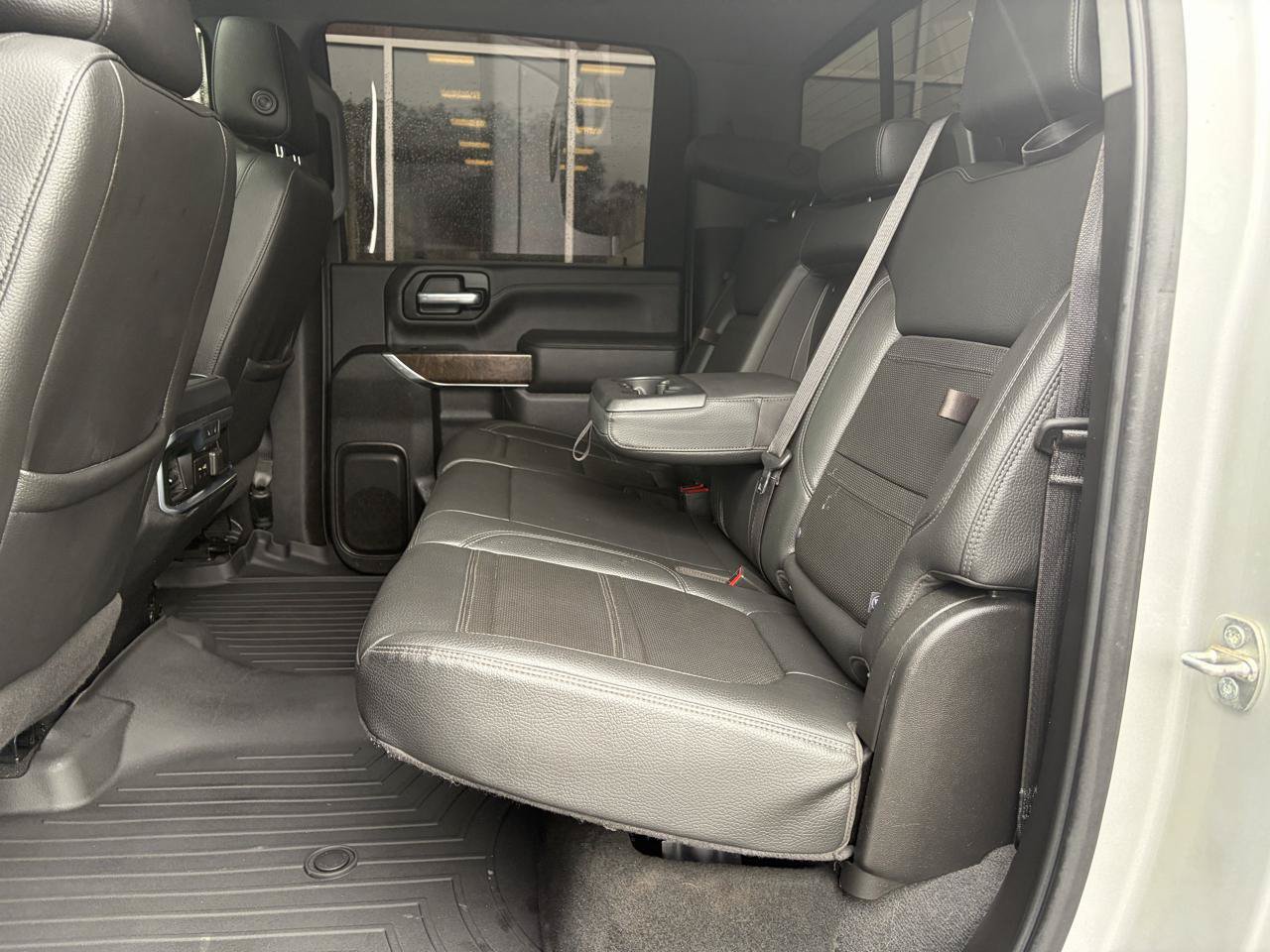 Used 2020 GMC Sierra 2500 Denali w/ Denali Ultimate Package AWD/4WD image 34