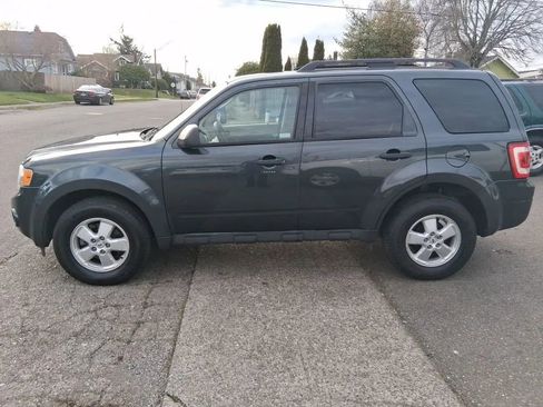 Used 2009 Ford Escape XLT image 4