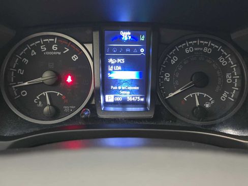 Certified 2022 Toyota Tacoma TRD Off-Road w/ TRD Premium Off Road Package AWD/4WD image 12