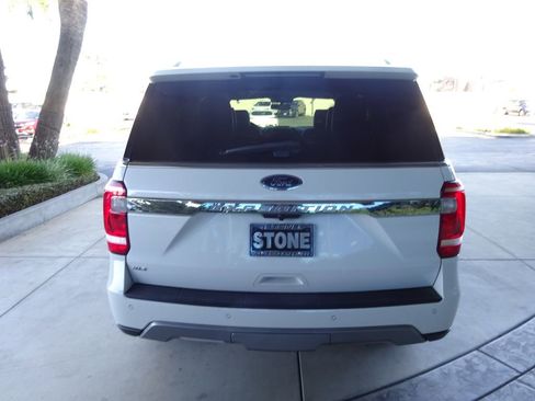 Used 2020 Ford Expedition XLT w/ Equipment Group 202A RWD image 6