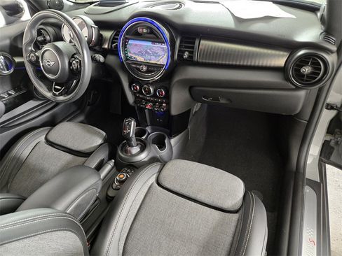Used 2020 MINI Cooper S image 20
