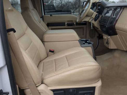 Used 2008 Ford F450 Lariat image 21