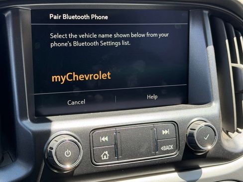 Used 2022 Chevrolet Colorado ZR2 w/ ZR2 Dusk Special Edition AWD/4WD image 20