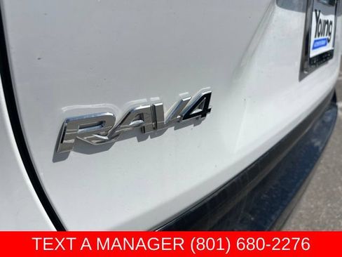 Used 2025 Toyota RAV4 SE AWD/4WD image 11