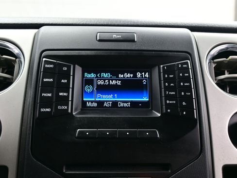 Used 2014 Ford F150 XLT w/ Equipment Group 301A Mid image 17