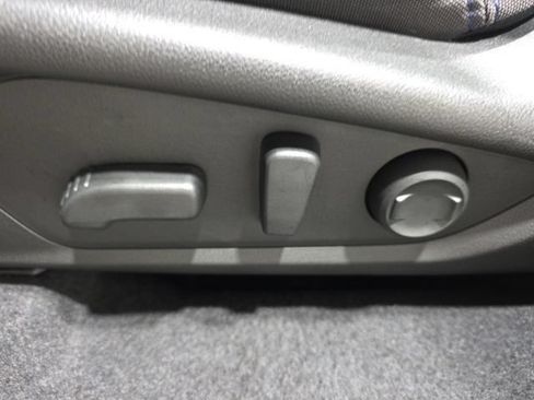 Certified 2025 Subaru Forester Premium AWD/4WD image 14