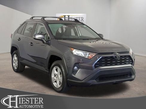 Used 2019 Toyota RAV4 XLE w/ Convenience Package AWD/4WD image 1