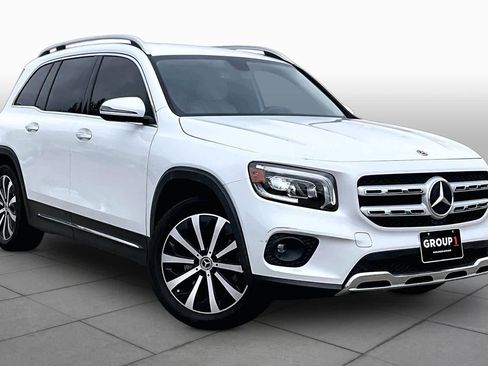 Used 2020 Mercedes-Benz GLB 250 image 3