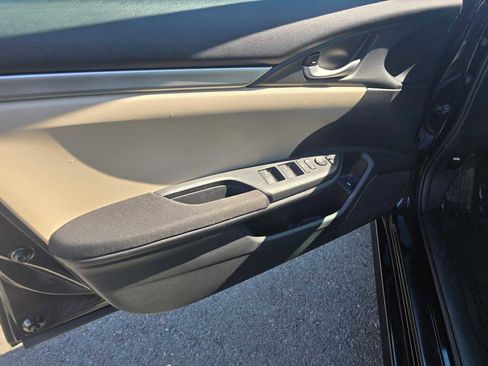 Used 2018 Honda Civic LX image 21
