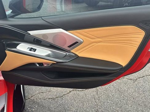 Used 2023 Chevrolet Corvette Z06 w/ Z07 Performance Package image 19