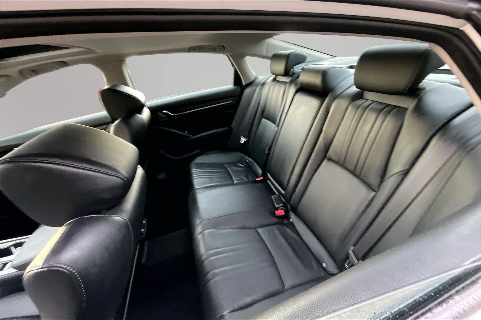 Used 2021 Honda Accord EX-L image 18