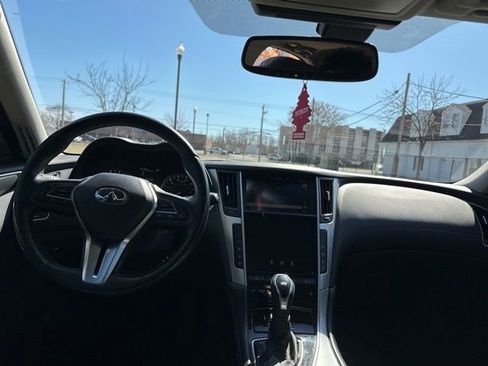 Used 2020 INFINITI Q50 Luxe w/ Essential Package (3.0T Luxe) image 24