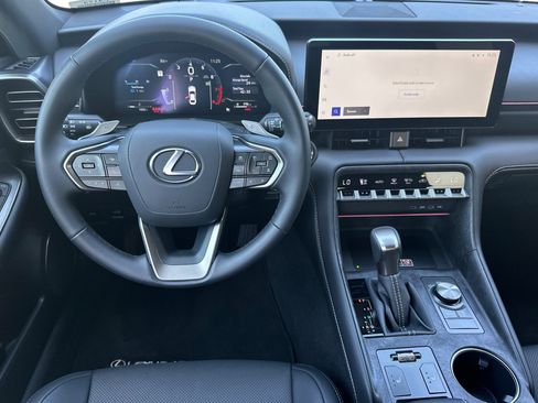 Certified 2026 Lexus IS 350 F Sport RWD image 18