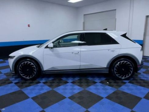 Used 2023 Hyundai Ioniq 5 Limited w/ Cargo Package AWD/4WD image 5