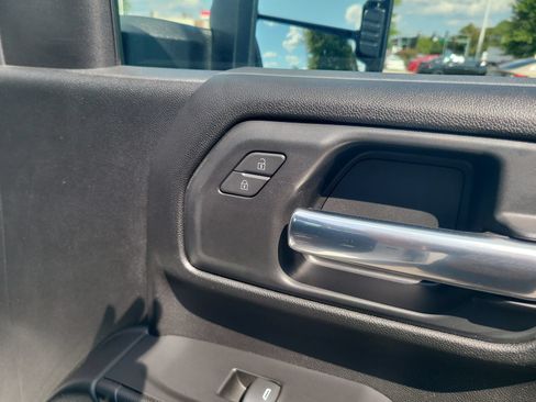 Used 2025 GMC Sierra 2500 Pro AWD/4WD image 25