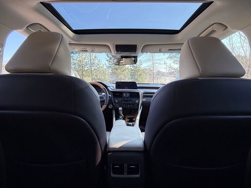 Used 2017 Lexus RX 350 FWD w/ Premium Package image 32