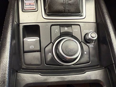 Used 2017 MAZDA MAZDA6 Touring image 27