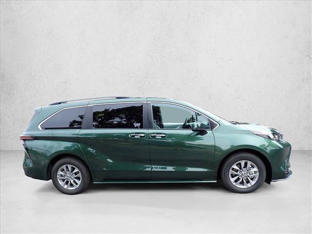 Certified 2025 Toyota Sienna XLE w/ XLE Plus Package AWD/4WD image 5