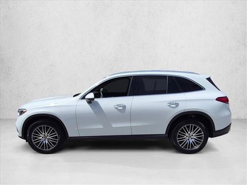 Certified 2026 Mercedes-Benz GLC 300 4MATIC image 9