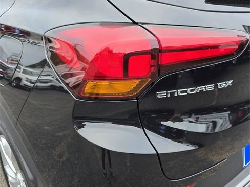 New 2025 Buick Encore GX Preferred image 10