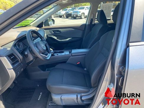 Used 2023 Nissan Rogue S FWD image 25