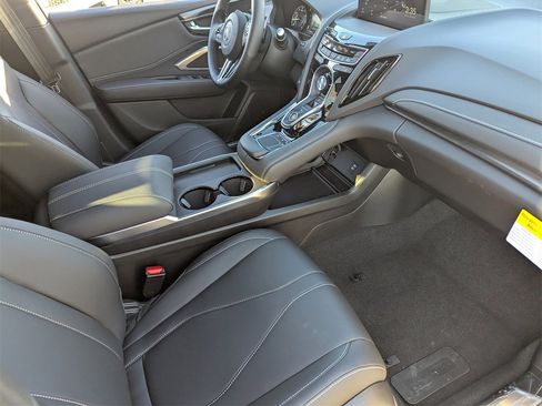 New 2026 Acura RDX SH-AWD image 16