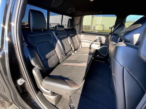 Used 2019 RAM 1500 Laramie image 16
