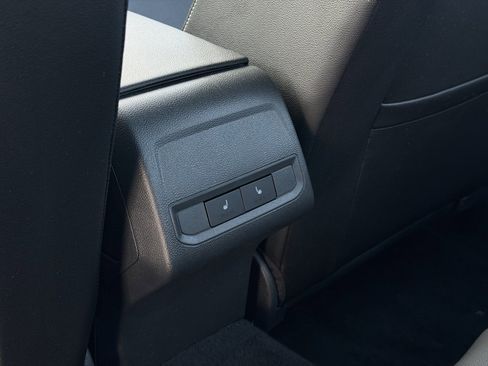 Used 2023 Volkswagen Jetta SEL image 29