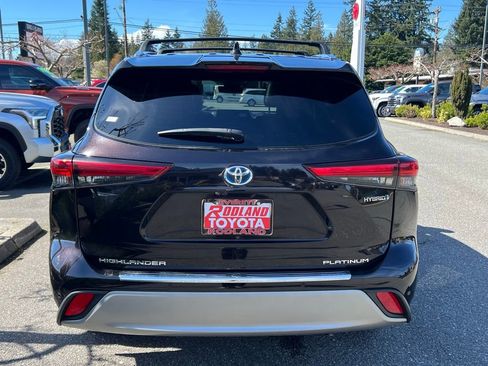 Used 2021 Toyota Highlander Platinum image 7