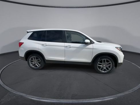 Used 2023 Honda Passport EX-L image 9