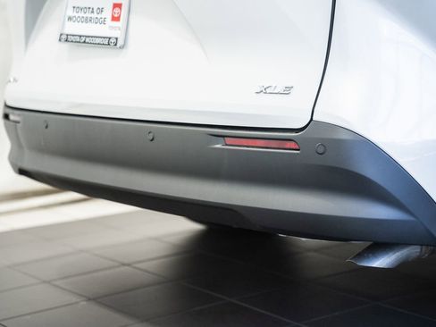 New 2026 Toyota Sienna XLE AWD/4WD image 9