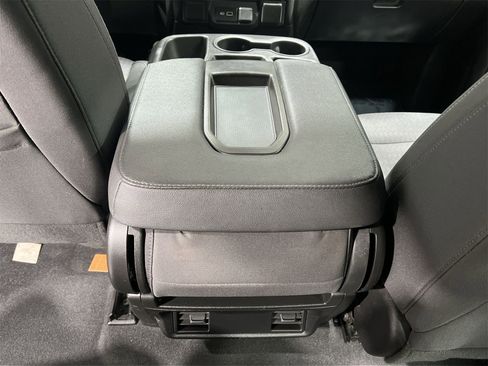 Used 2022 Chevrolet Silverado 1500 Custom image 20