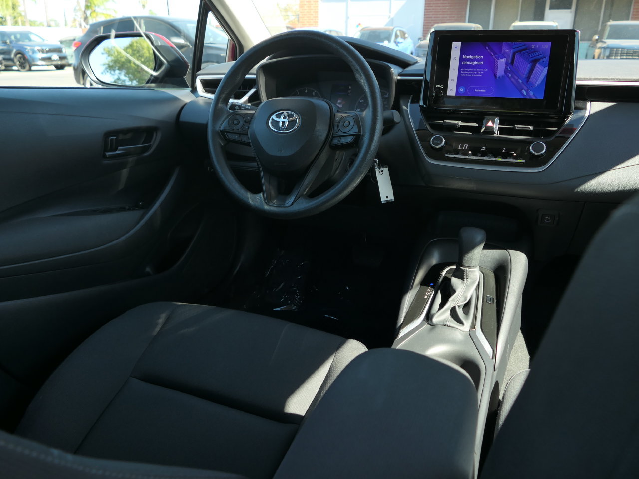 Used 2025 Toyota Corolla LE FWD image 25