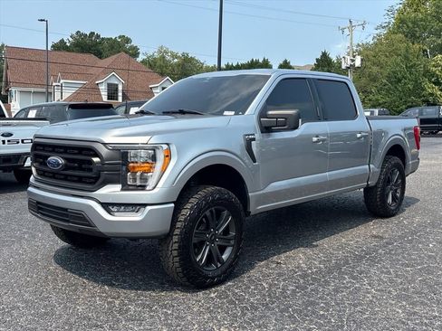 Used 2023 Ford F150 XLT w/ Equipment Group 302A High RWD image 3
