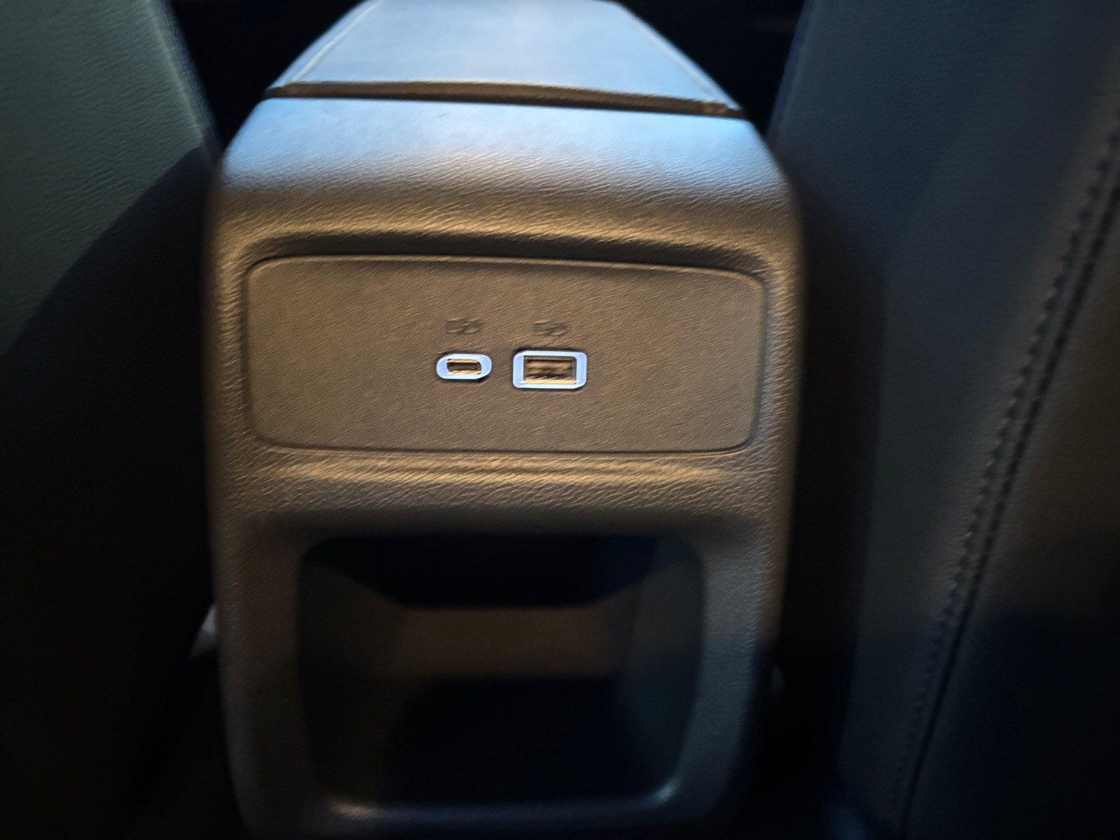 Used 2025 Buick Envista Sport Touring w/ Convenience I Package FWD image 33