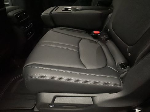 New 2026 Honda Pilot Touring image 13