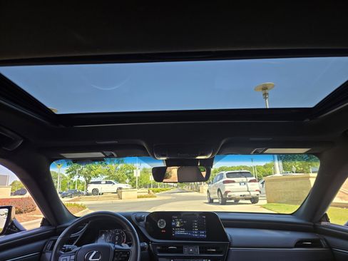 Used 2022 Lexus ES 350 w/ Premium Package FWD image 28