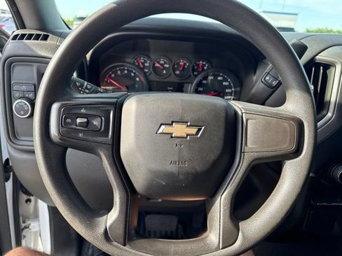 Used 2022 Chevrolet Silverado 1500 Custom RWD image 5