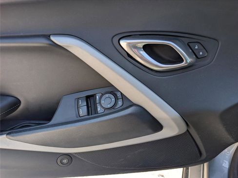 Used 2023 Chevrolet Camaro LT image 17