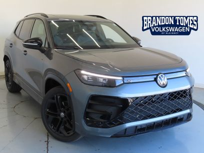 New 2026 Volkswagen Tiguan SE R-Line