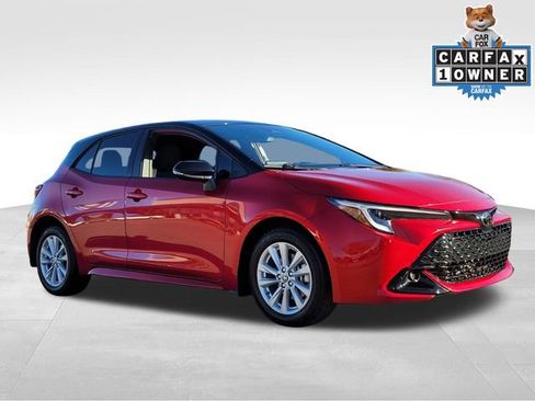 Used 2024 Toyota Corolla SE image 2