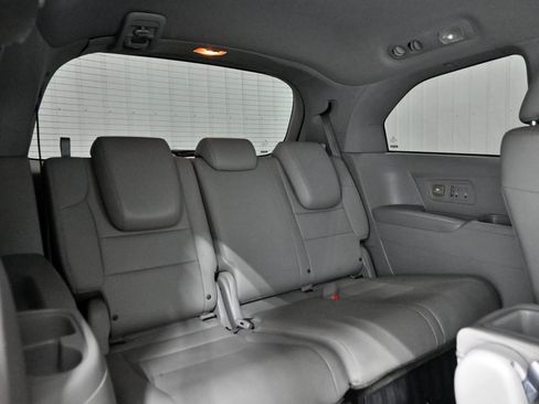 Used 2017 Honda Odyssey EX-L image 25