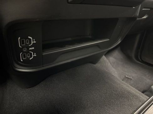 Used 2024 RAM 3500 Tradesman w/ Chrome Appearance Group image 47