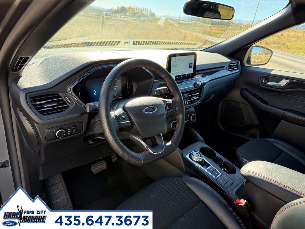 Used 2025 Ford Escape ST-Line AWD/4WD image 15